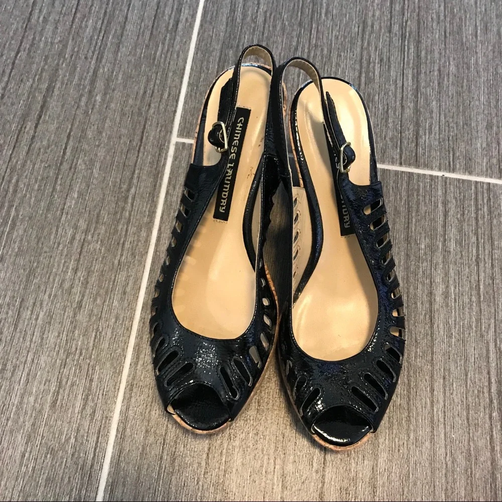 Chinese Laundry Starlet Wedge 7.5 Black Patent